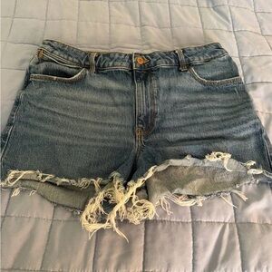Wrangler Classic Blue Frayed Jean Shorts